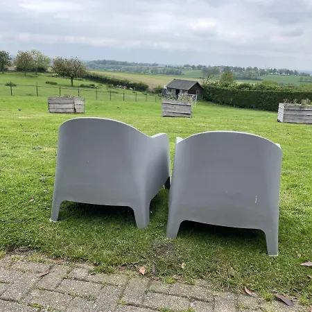 Gezellig Authentiek 4 Persoons Vlakbij Valkenburg *