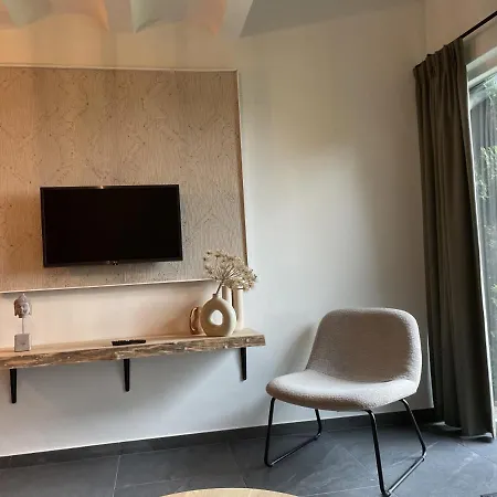 Gezellig Authentiek 4 Persoons Vlakbij Valkenburg Voerendaal