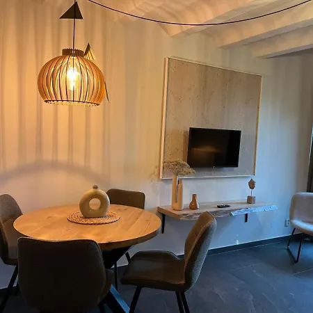 Gezellig Authentiek 4 Persoons Vlakbij Valkenburg * Voerendaal