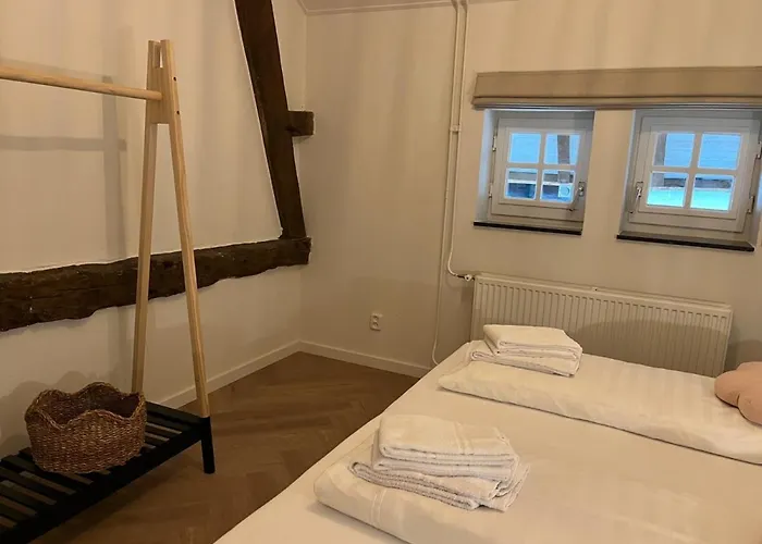 別荘 Gezellig Authentiek 4 Persoons Vlakbij Valkenburg