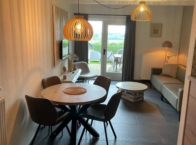 Gezellig Authentiek 4 Persoons Vlakbij Valkenburg *